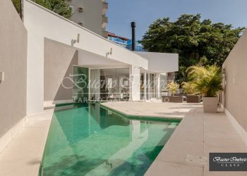 Casa em Condomínio à venda com 550m² no bairro Três Figueiras em Porto Alegre