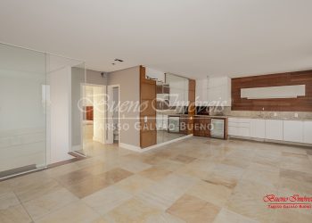 Cobertura à venda com 268m², 3 quartos, 1 suíte, 3 vagas no bairro Bela Vista em Porto Alegre