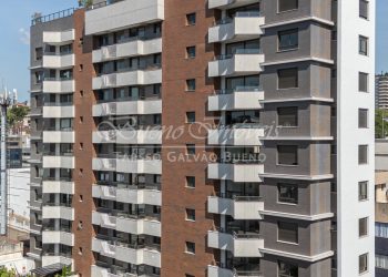 Apartamento à venda com 94m², 2 quartos, 1 a 2 suíte, 2  vagas no bairro Mont Serrat em Porto Alegre