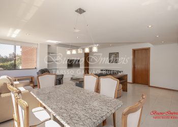 Apartamento à venda com 105m², 2 quartos, 1 suíte, 2 vagas no bairro Petrópolis em Porto Alegre