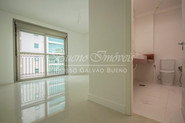 Apartamento à venda com 79m², 2 a 3 quartos, 1 a 3 suíte, 2 a 3 vagas no bairro Três Figueiras em Porto Alegre - Foto 12