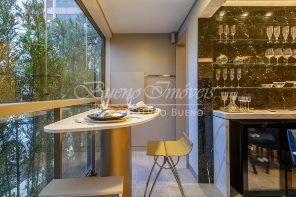 Apartamento à venda com 69m², 2 quartos, 1 suíte, 1 vaga no bairro Passo da Areia em Porto Alegre - Foto 13