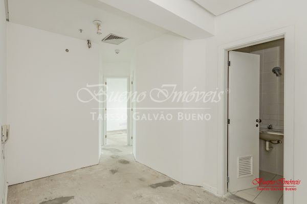 Apartamento à venda com 40m², 3 suítes, 1 vaga no bairro Praia de Belas em Porto Alegre - Foto 27