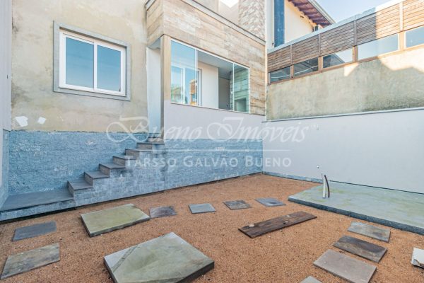 Casa/Sobrado à venda com 130m², 3 quartos, 1 suíte, 2 vagas no bairro Aberta dos Morros em Porto Alegre - Foto 2