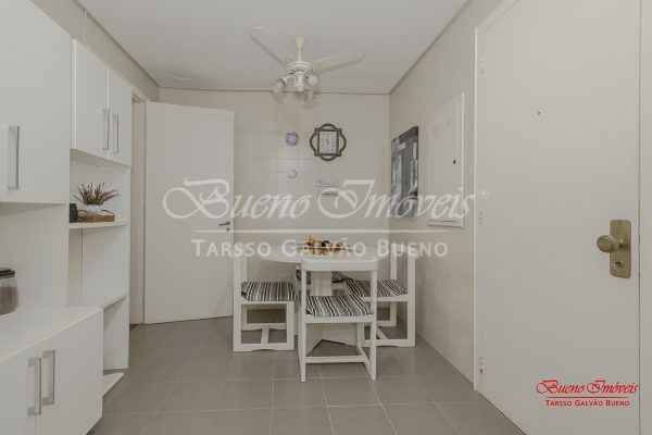 Apartamento à venda com 226m², 3 quartos, 1 suíte, 2 vagas no bairro Petrópolis em Porto Alegre - Foto 9