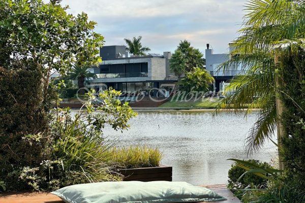 Casa em Condomínio à venda com 220m², 4 quartos, 4 suítes, 2 vagas no bairro Menino Deus em Porto Alegre - Foto 25