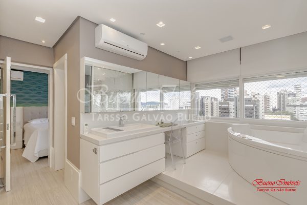 Apartamento à venda com 261m², 2 suítes, 3 vagas no bairro Bela Vista em Porto Alegre - Foto 10