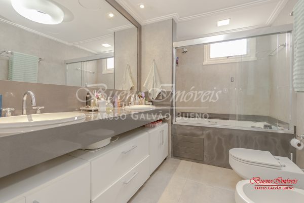 Apartamento à venda com 226m², 3 quartos, 1 suíte, 2 vagas no bairro Petrópolis em Porto Alegre - Foto 10