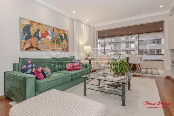 Apartamento à venda com 174m², 3 quartos, 1 suíte, 2 vagas no bairro Bela Vista em Porto Alegre - Foto 2