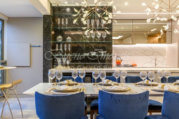 Apartamento à venda com 69m², 2 quartos, 1 suíte, 1 vaga no bairro Passo da Areia em Porto Alegre - Foto 16