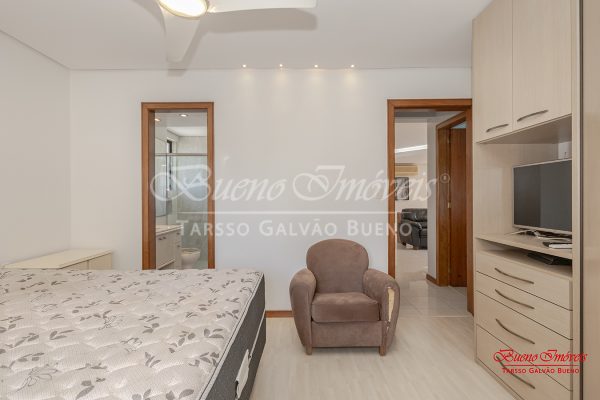 Apartamento à venda com 105m², 2 quartos, 1 suíte, 2 vagas no bairro Petrópolis em Porto Alegre - Foto 9