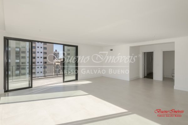 Apartamento à venda com 218m², 3 quartos, 3 suítes, 3 vagas no bairro Petrópolis em Porto Alegre - Foto 12