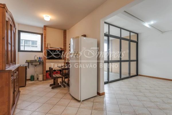 Cobertura à venda com 266m², 4 quartos, 1 suíte, 2 vagas no bairro Petrópolis em Porto Alegre - Foto 5