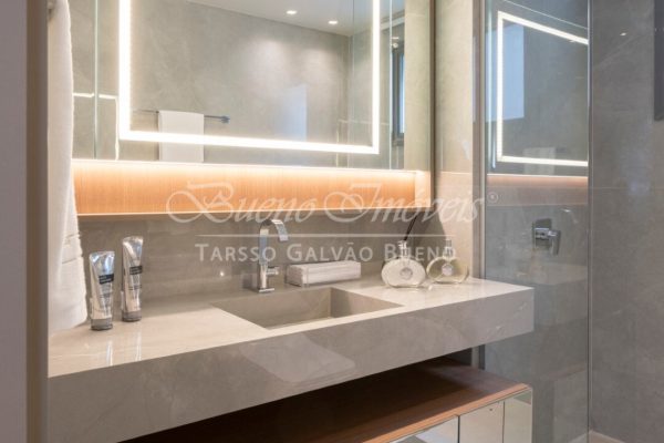 Apartamento à venda com 159m², 3 quartos, 3 suítes, 2 vagas no bairro Jardim Europa em Porto Alegre - Foto 14