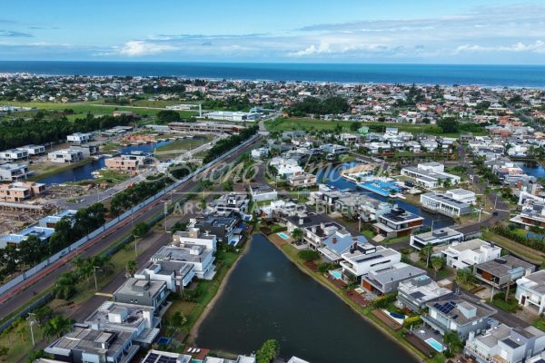 Casa em Condomínio à venda com 220m², 4 quartos, 4 suítes, 2 vagas no bairro Menino Deus em Porto Alegre - Foto 27