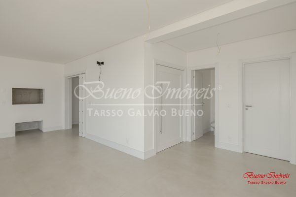 Apartamento à venda com 241m², 3 suítes, 3 vagas no bairro Petrópolis em Porto Alegre - Foto 8