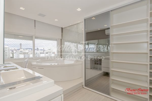 Apartamento à venda com 261m², 2 suítes, 3 vagas no bairro Bela Vista em Porto Alegre - Foto 11