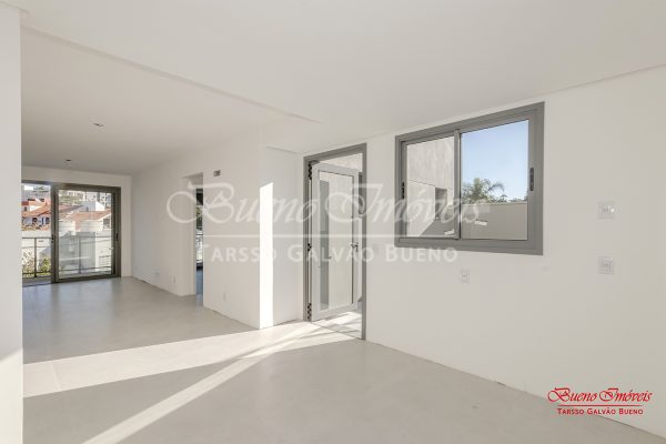 Apartamento à venda com 70m², 2 quartos, 1 suíte, 2 vagas no bairro Chácara das Pedras em Porto Alegre - Foto 13