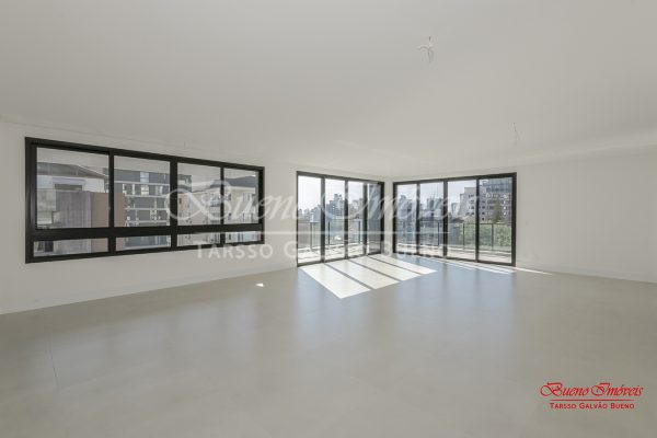 Apartamento à venda com 218m², 3 quartos, 3 suítes, 3 vagas no bairro Petrópolis em Porto Alegre - Foto 2