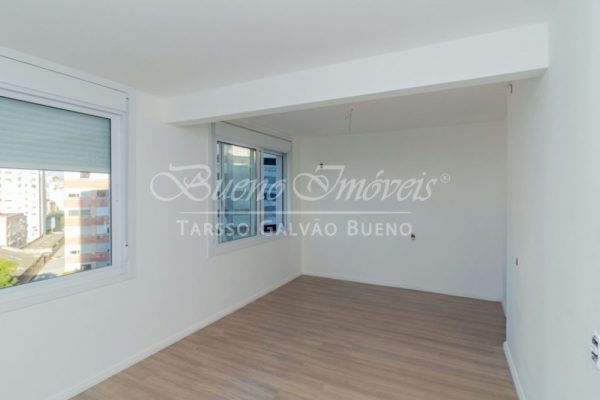 Apartamento à venda com 186m², 3 quartos, 1 suíte no bairro Centro Histórico em Porto Alegre - Foto 16