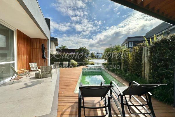 Casa em Condomínio à venda com 220m², 4 quartos, 4 suítes, 2 vagas no bairro Menino Deus em Porto Alegre - Foto 23