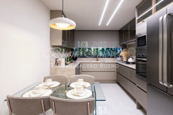 Apartamento à venda com 143m², 3 quartos, 3 suítes, 2 vagas no bairro Rio Branco em Porto Alegre - Foto 19