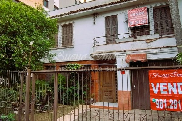 Casa/Sobrado à venda com 200m², 4 quartos, 2 vagas no bairro Santana em Porto Alegre - Foto 2