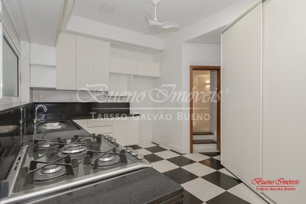 Casa/Sobrado à venda com 360m², 4 suítes, 5 vagas no bairro Cristal em Porto Alegre - Foto 3