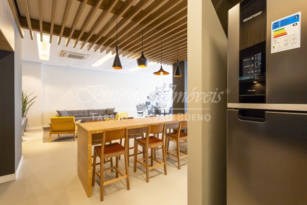 Apartamento à venda com 47m², 1 quarto, 1 vaga no bairro Centro Histórico em Porto Alegre - Foto 2