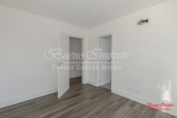Apartamento à venda com 218m², 3 quartos, 3 suítes, 3 vagas no bairro Petrópolis em Porto Alegre - Foto 3