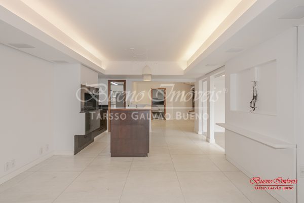 Casa/Sobrado à venda com 360m², 4 suítes, 5 vagas no bairro Cristal em Porto Alegre - Foto 12