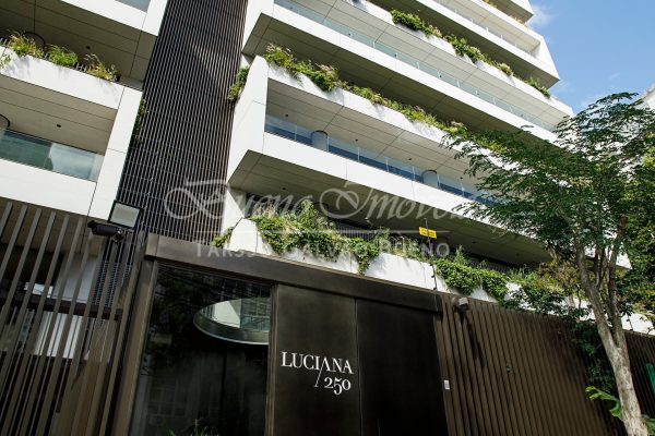 Apartamento à venda com 388m², 3 quartos, 3 suítes, 4 vagas no bairro Moinhos de Vento em Porto Alegre - Foto 2