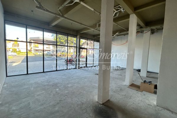 Loja à venda com 141m² no bairro Três Figueiras em Porto Alegre - Foto 8