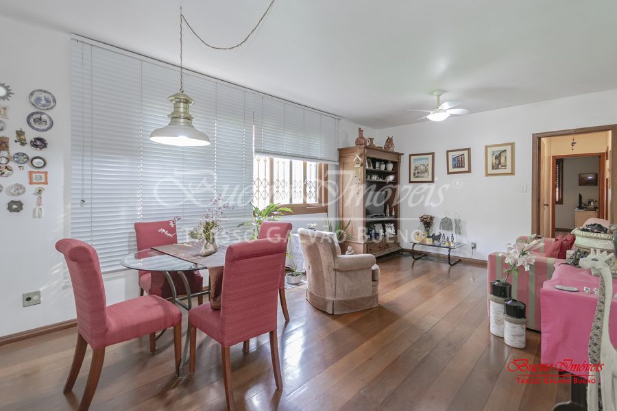 Apartamento à venda com 106m², 3 quartos, 1 vaga no bairro Petrópolis em Porto Alegre - Foto 1