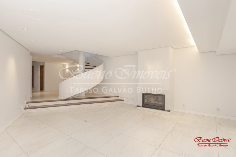 Casa/Sobrado à venda com 360m², 4 suítes, 5 vagas no bairro Cristal em Porto Alegre - Foto 1