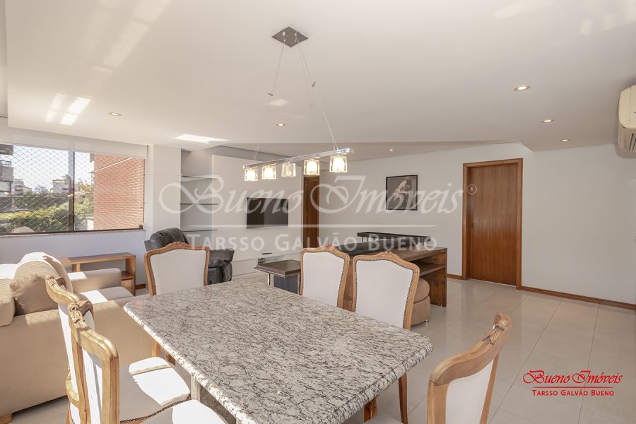 Apartamento à venda com 105m², 2 quartos, 1 suíte, 2 vagas no bairro Petrópolis em Porto Alegre - Foto 1